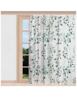 Fertigstore Kian in grün am Fenster dekoriert