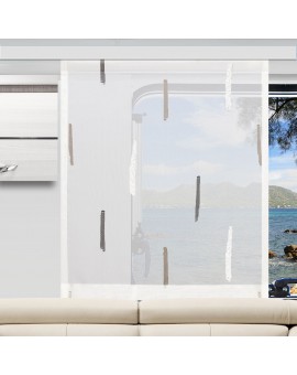 Schiebevorhang Scherli Timo an einem Caravanfenster