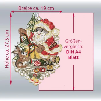 Fensterbild Weihnachtsmann mit Hasenhelfer – Winterliche Fensterdeko aus Vogtländischer Spitze