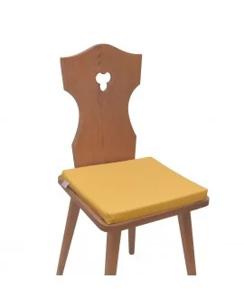 Sitzkissen Hetty Gelb uni komplett auf einem Stuhl