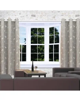 Ösenschal Breno mit Steinbock grau am Fenster
