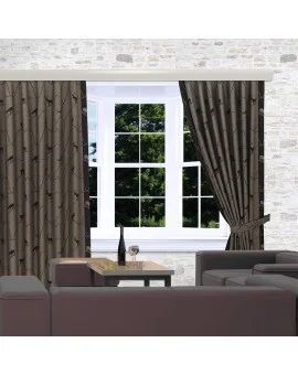 Landhaus-Reihbandschals Breno mit Steinbock braun am Fenster