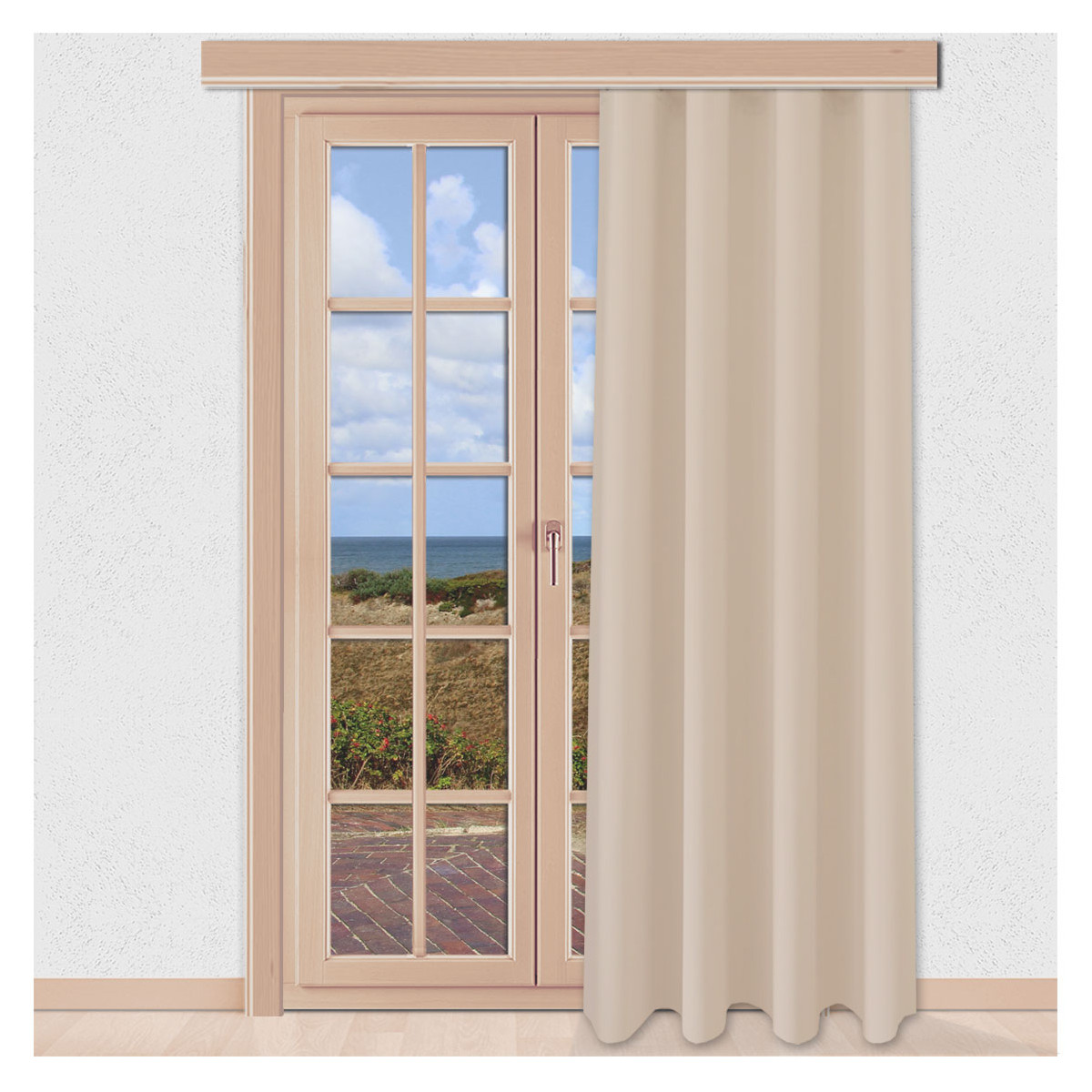 Verdunklungs-Vorhang Mattis Hellbeige mit Reihband Sunout Fertiggardine an einem Terrassenfenster