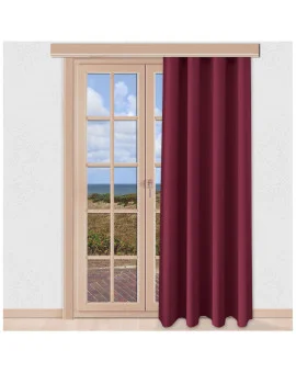 Verdunklungs-Vorhang Mattis Weinrot mit Reihband Sunout Fertiggardine am Fenster