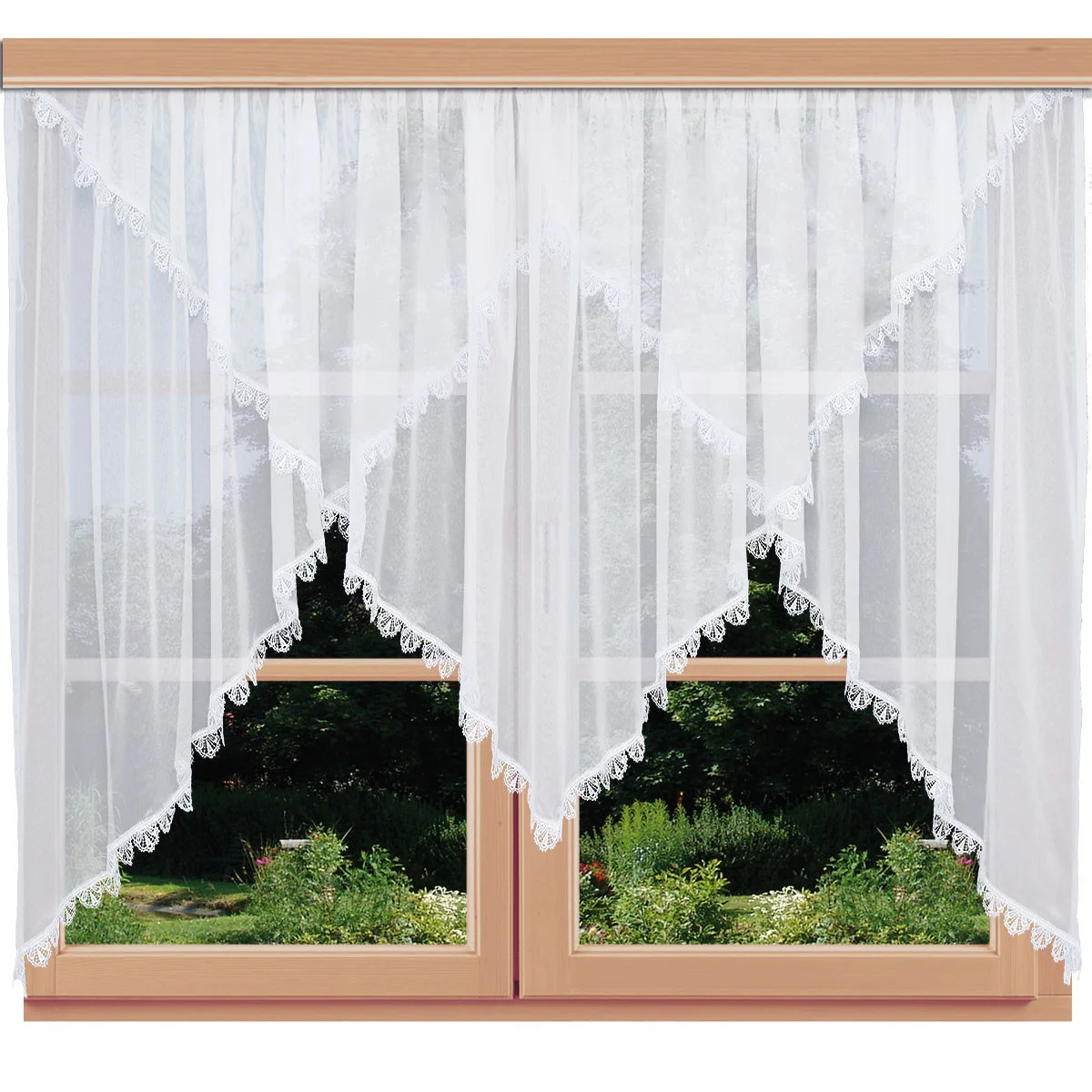Blumenfenstergardine Juliana mit Plauener Spitze an einem Fenster